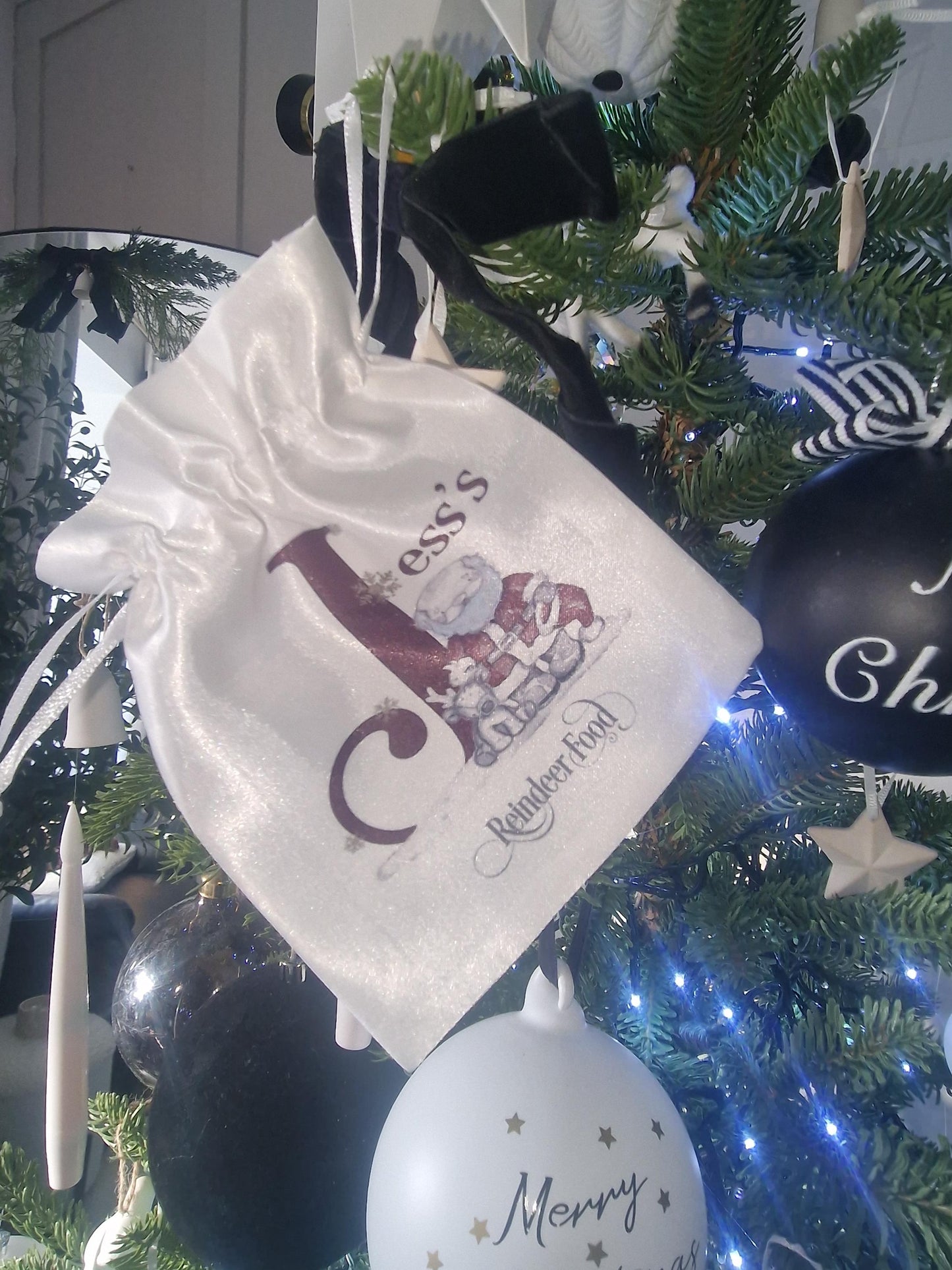 Christmas treat bag/Small gifts, Small Santa Sack - personalised - white draw string bag